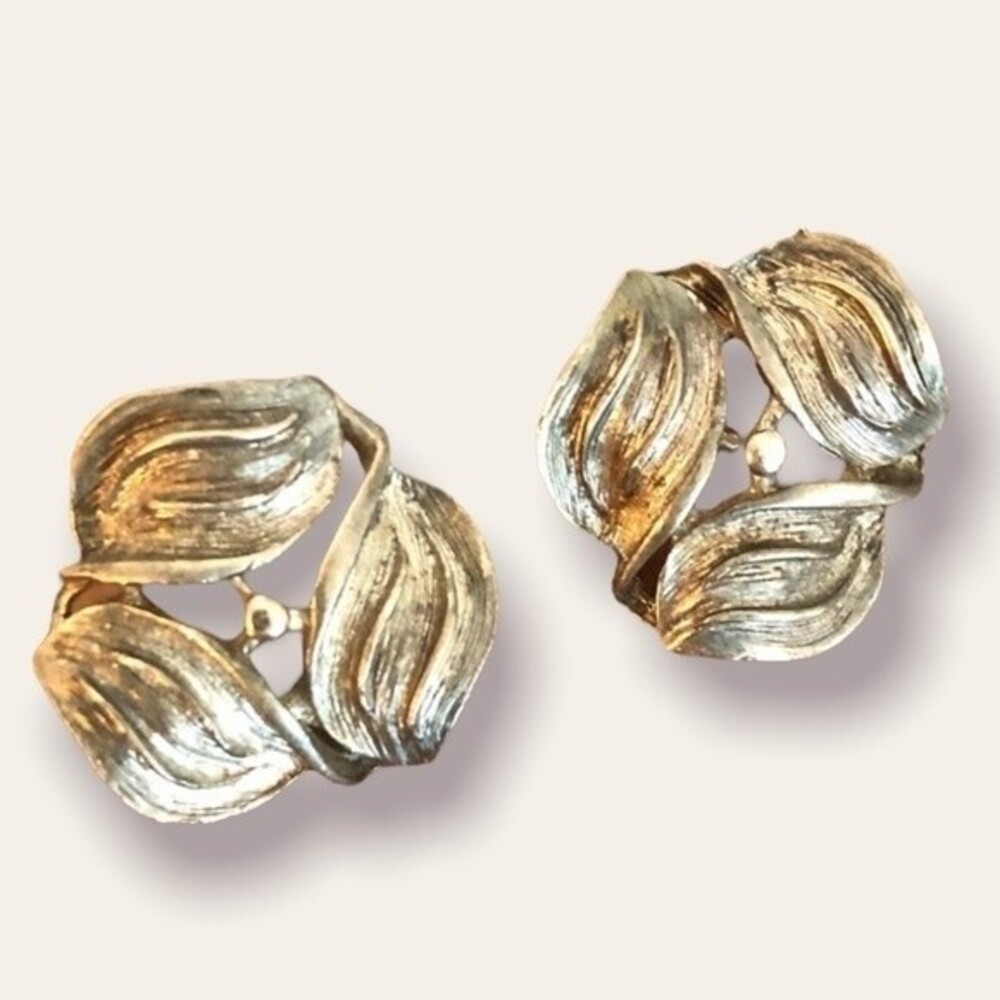Vintage Button Earrings Oversized Silver Tone Leaf Flower Studs